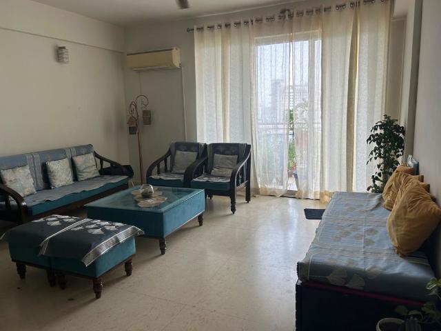 Resale | 4 BHK + Pooja Room,Servant Room 2727 Sq.Ft. Apartment in DLF New Town Heights I