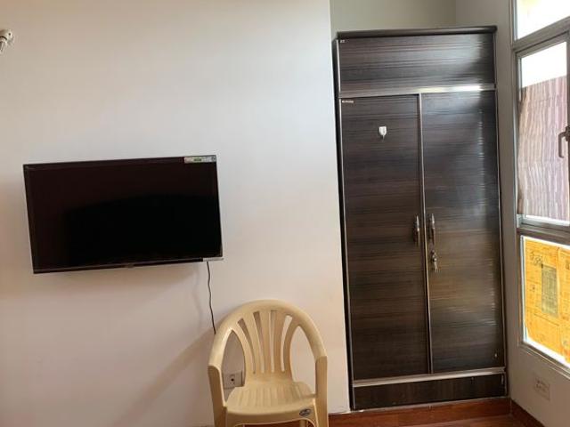 Resale | 4 BHK + Pooja Room,Servant Room 2806 Sq.Ft. Apartment in ATS Green Village