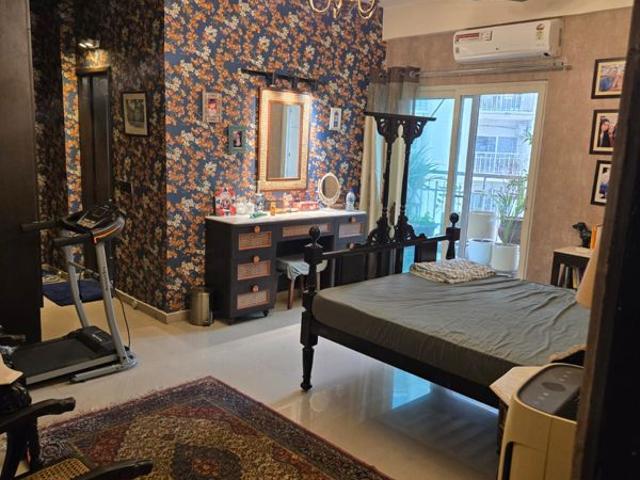 Resale | 4 BHK + Pooja Room,Servant Room 3400 Sq.Ft. Apartment in Sunworld Vanalika