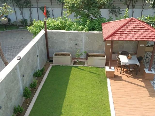 Resale | 4 BHK + Pooja Room,Servant Room 4000 Sq.Ft. Villa in Vipul Tatvam Villas