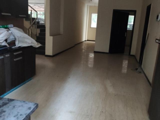 Resale | 4 BHK + Pooja Room,Servant Room 4375 Sq.Ft. Apartment in Dasnac The Jewel