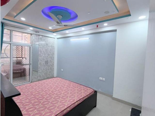Resale | 4 BHK + Pooja Room,Servant Room 4500 Sq.Ft. Villa in GH 7 Crossings Republik