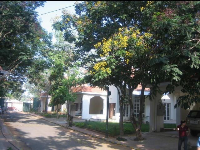 Resale | 4 BHK + Pooja Room,Servant Room 4500 Sq.Ft. Villa in Skylark Greens