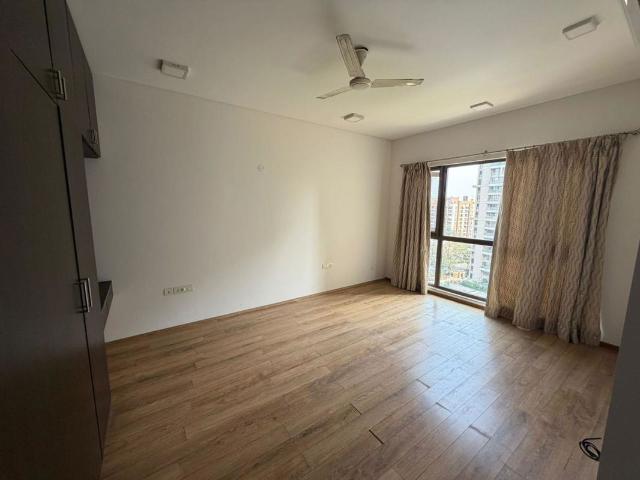Resale | 4 BHK + Pooja Room,Servant Room 4600 Sq.Ft. Apartment in Panchshil One North