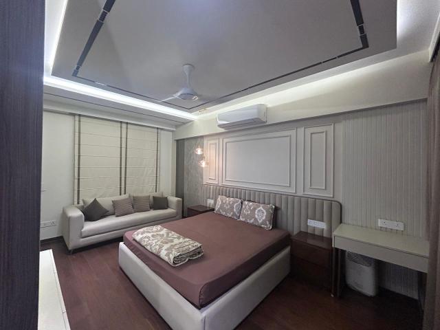 Resale | 4 BHK + Pooja Room,Servant Room 7000 Sq.Ft. Villa in Tata Primanti Villas