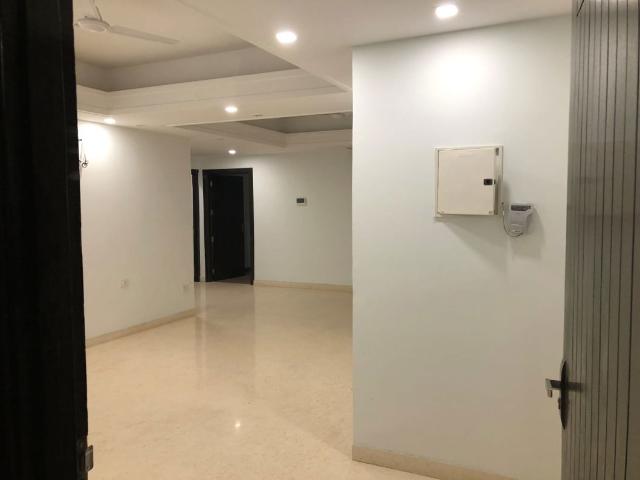 Resale | 4 BHK + Pooja Room,Servant Room 9999 Sq.Ft. Apartment in Navanaami Megaleio