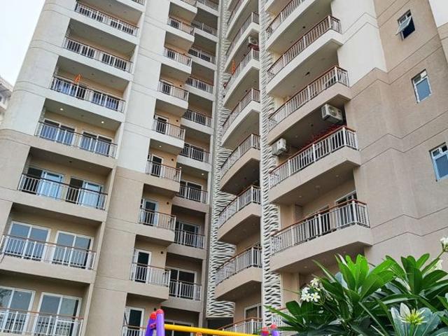 Resale | 4 BHK + Pooja Room,Servant Room,Extra Room 3431 Sq.Ft. Apartment in Rishita Serenity