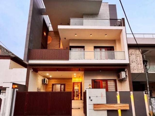 Resale | 4 BHK + Pooja Room,Servant Room,Study Room 4300 Sq.Ft. Independent House in Vidhyut Nagar