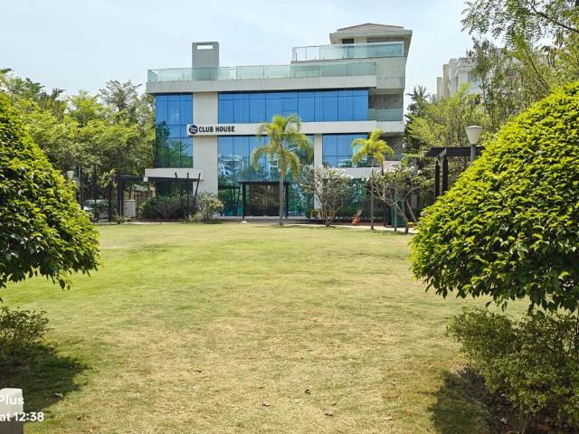 Resale | 4 BHK + Pooja Room,Servant Room,Study Room 4500 Sq.Ft. Villa in JPS Cyber Ridge