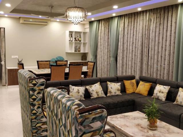 Resale | 4 BHK + Pooja Room,Servant Room,Study Room,Basement 3355 Sq.Ft. Apartment in Tata Primanti Executive Apartments