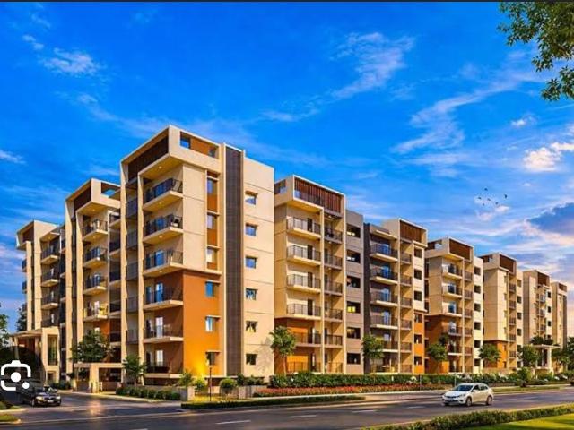 Resale | 4 BHK + Pooja Room,Servant Room,Study Room,Extra Room,Basement,Store Room 3011 Sq.Ft. Apartment in Erragadda