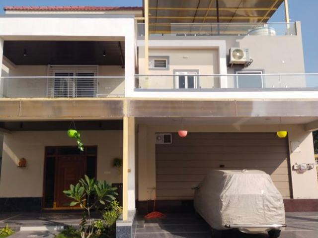Resale | 4 BHK + Pooja Room,Servant Room,Study Room,Extra Room,Basement,Store Room 3780 Sq.Ft. Villa in Kollur
