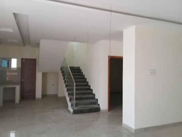 Resale | 4 BHK + Pooja Room,Servant Room,Study Room,Extra Room,Basement,Store Room 3700 Sq.Ft. Villa in Kollur