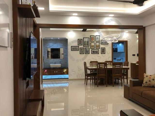 Resale | 4 BHK + Pooja Room,Servant Room,Study Room,Extra Room,Store Room 2400 Sq.Ft. Villa in Bannerghatta