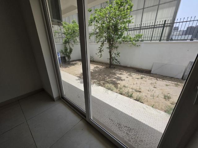 Resale | 4 BHK + Pooja Room,Servant Room,Study Room,Extra Room,Store Room 250 Sq.Ft. Villa in Central Park Flower Valley