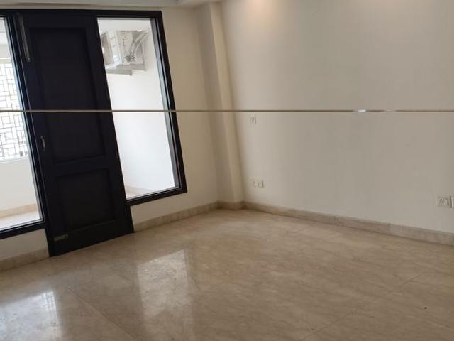 Resale | 4 BHK + Pooja Room,Servant Room,Study Room,Extra Room,Store Room 508 Sq.Yd. Independent House in Maharani Bagh