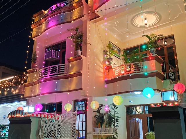 Resale | 4 BHK + Pooja Room,Servant Room,Study Room,Extra Room 1728 Sq.Ft. Independent House in Sector 71