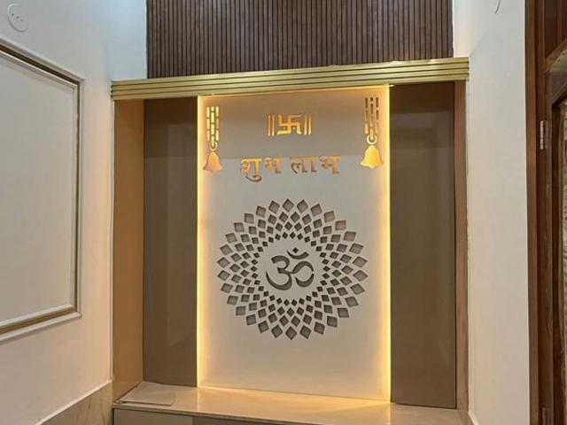 Resale | 4 BHK + Pooja Room,Servant Room,Study Room,Extra Room 200 Sq.Yd. Independent House in Sector 123