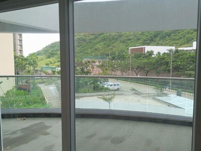 Resale | 4 BHK + Pooja Room,Servant Room,Study Room,Extra Room 2260 Sq.Ft. Apartment in Pride Atlantic