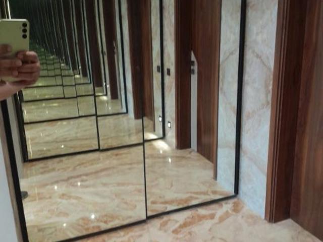 Resale | 4 BHK + Pooja Room,Servant Room,Study Room,Extra Room 300 Sq.Yd. Villa in DLF Phase I