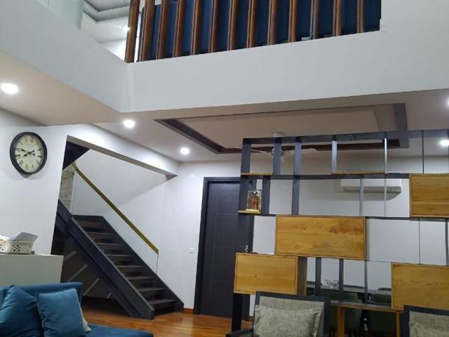 Resale | 4 BHK + Pooja Room,Servant Room,Study Room,Extra Room 500 Sq.Yd. Villa in Vipul Tatvam Villas