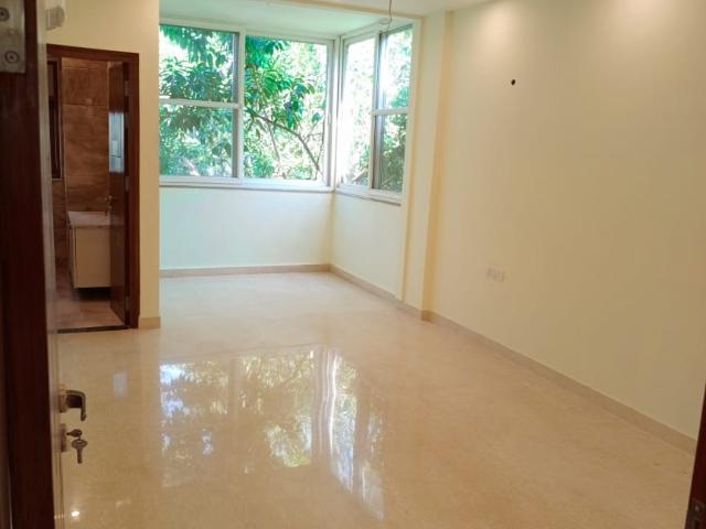 Resale | 4 BHK + Pooja Room,Servant Room,Study Room,Extra Room 500 Sq.Yd. Independent House in Mishra Property