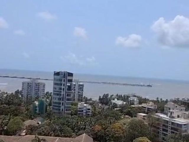 Resale | 4 BHK + Pooja Room,Servant Room,Study Room,Store Room 26000 Sq.Ft. Apartment in Yogi Sea