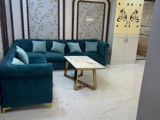 Resale | 4 BHK + Pooja Room,Store Room 2000 Sq.Ft. Apartment in Mansarovar