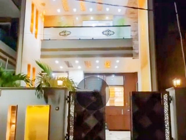 Resale | 4 BHK + Pooja Room,Study Room 160 Sq.Yd. Villa in Mansarovar Extension