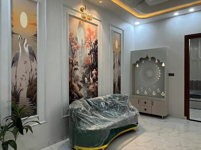 Resale | 4 BHK + Pooja Room,Study Room 111 Sq.Yd. Villa in Dhawas