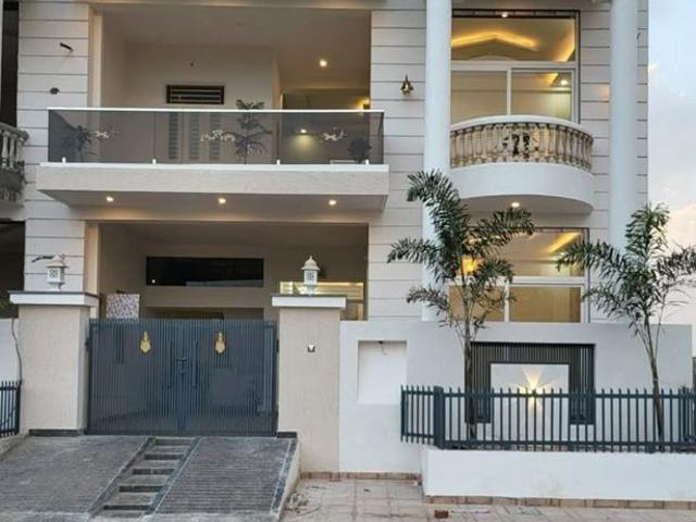Resale | 4 BHK + Pooja Room,Study Room 1200 Sq.Ft. Villa in Electronic City