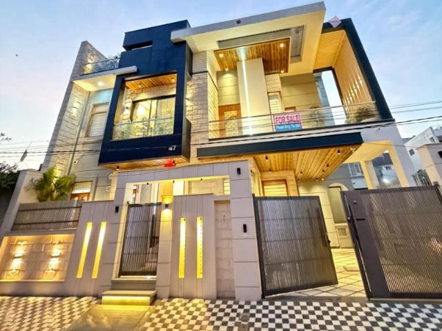 Resale | 4 BHK + Pooja Room,Study Room 200 Sq.Yd. Independent House in Jaipur Property Ndream ho