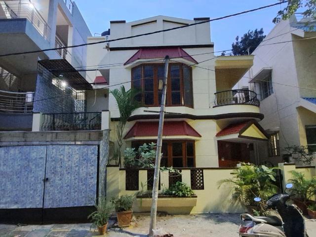 Resale | 4 BHK + Prayer Room 1900 Sq.Ft. Independent House in Kammanahalli