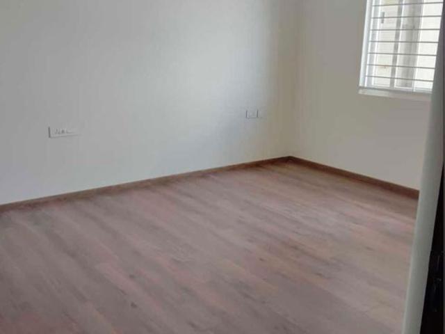 Resale | 4 BHK + Prayer Room 2660 Sq.Ft. Apartment in Aparna Sarovar Zenith
