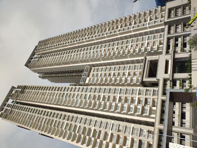 Resale | 4 BHK + Prayer Room 2710 Sq.Ft. Apartment in Prestige Clairemont