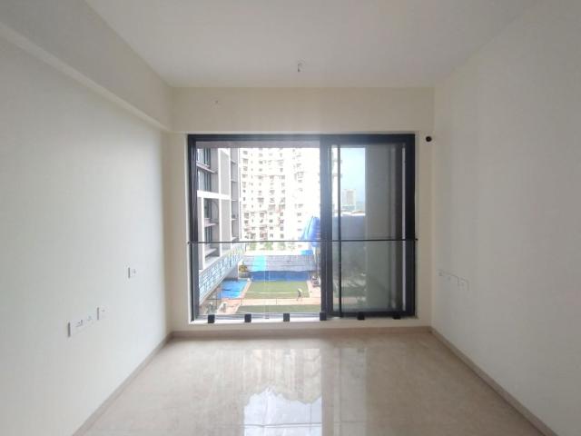 Resale | 4 BHK + Prayer Room,Servant Room,Extra Room 1577 Sq.Ft. Apartment in Dosti Eastern Bay Phase 3
