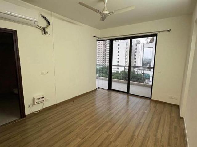 Resale | 4 BHK + Prayer Room,Servant Room,Study Room 3188 Sq.Ft. Apartment in Adani Oyster Arcade