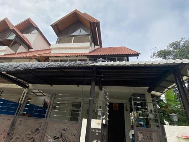 Resale | 4 BHK + Prayer Room,Servant Room,Study Room 3600 Sq.Ft. Villa in Om Shri Gayathri Dollar Hills