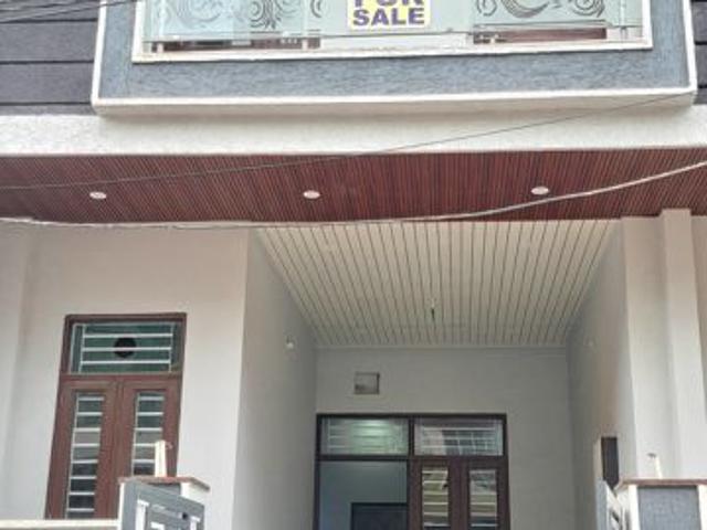 Resale | 4 BHK + Prayer Room,Servant Room,Study Room,Extra Room 1700 Sq.Ft. Villa in S.R. MD Square
