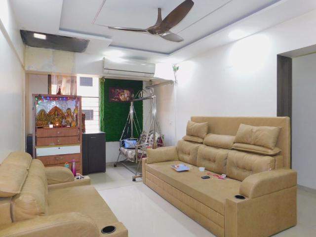 Resale | 4 BHK + Prayer Room,Servant Room,Study Room,Extra Room,Basement,Store Room 1690 Sq.Ft. Apartment in Kanakia Samarpan