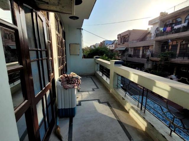 Resale | 4 BHK + Prayer Room,Servant Room,Study Room,Extra Room,Store Room 112 Sq.Ft. Villa in Sector 55