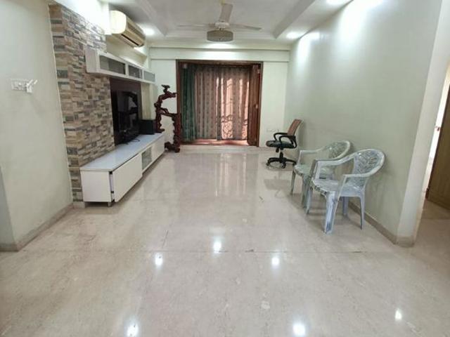 Resale | 4 BHK + Prayer Room,Servant Room 2475 Sq.Ft. Apartment in Supreme Lake Lucerne