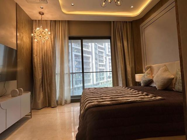 Resale | 4 BHK + Prayer Room,Servant Room 2600 Sq.Ft. Apartment in Om Grand Pallazo