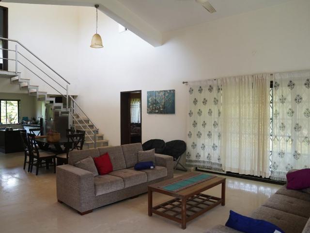 Resale | 4 BHK + Prayer Room,Servant Room 2000 Sq.Ft. Villa in Agalambe
