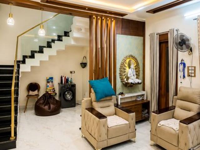 Resale | 4 BHK + Prayer Room,Study Room 167 Sq.Yd. Independent House in SS Residency Hayath Nagar