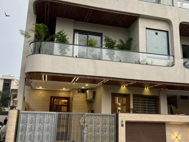 Resale | 4 BHK + Prayer Room,Study Room,Extra Room,Store Room 180 Sq.Yd. Independent House in Manyawas