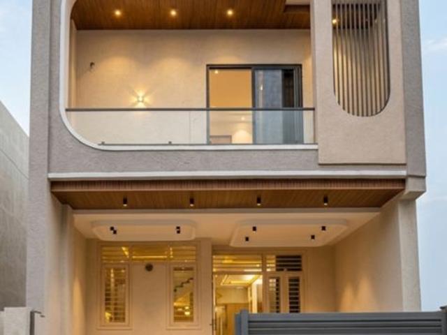 Resale | 4 BHK + Prayer Room,Study Room,Store Room 145 Sq.Yd. Villa in Vaishali Nagar