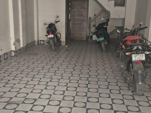Resale | 52.5 Sq.Mt. Apartment in Uttam Nagar