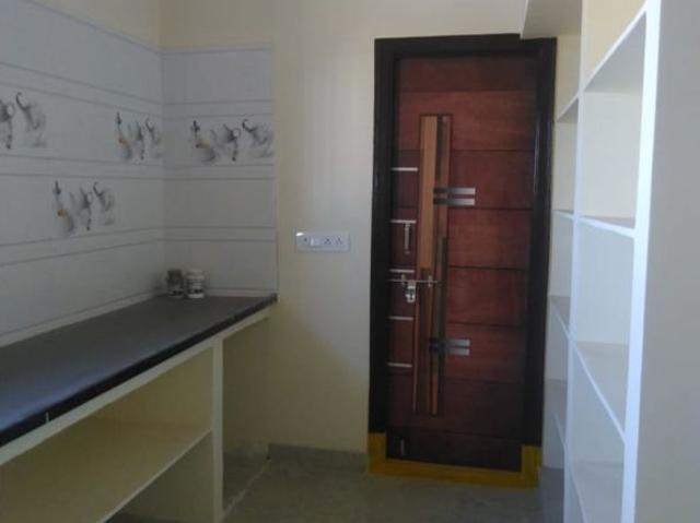 Resale | 5 BHK 100 Sq.Ft. Independent House in Divya Teja Apartments Bolaram