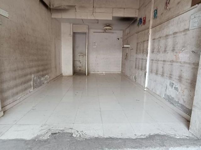 Resale | 5 BHK 1300 Sq.Ft. Apartment in Upper East 97
